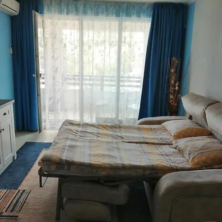Апартаменты Harmony Hills F35 Garden & Pool View Рогачево