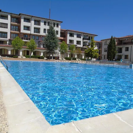 Harmony Hills F35 Garden & Pool View Рогачево