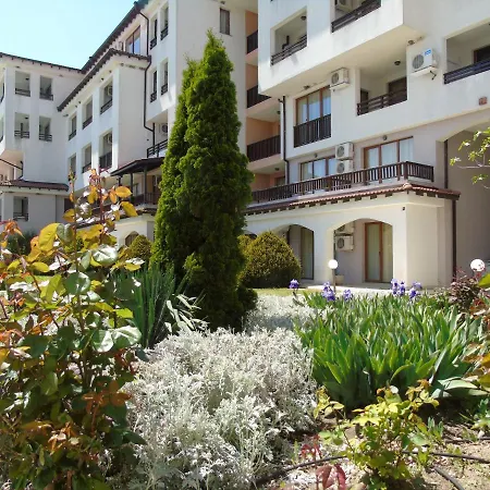 Апартаменты Harmony Hills F35 Garden & Pool View Рогачево