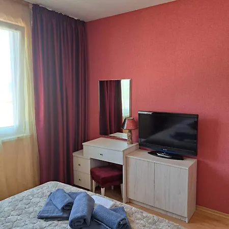 Апартаменты Harmony Hills F35 Garden & Pool View *